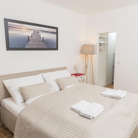 Apartamento Hideaway Am Tabor Viena Exterior foto